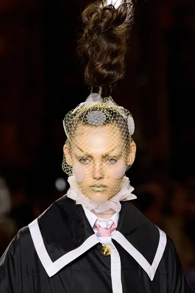 Look 117